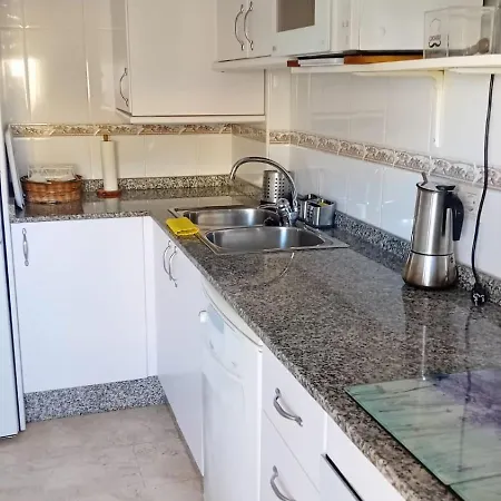 Apartament Con Terraza De 100m2 Denia