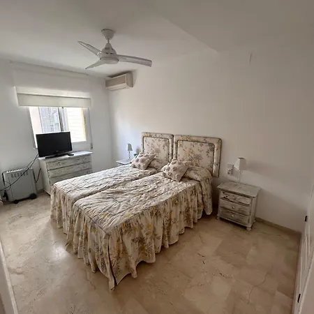 Con Terraza De 100m2 Apartament Denia